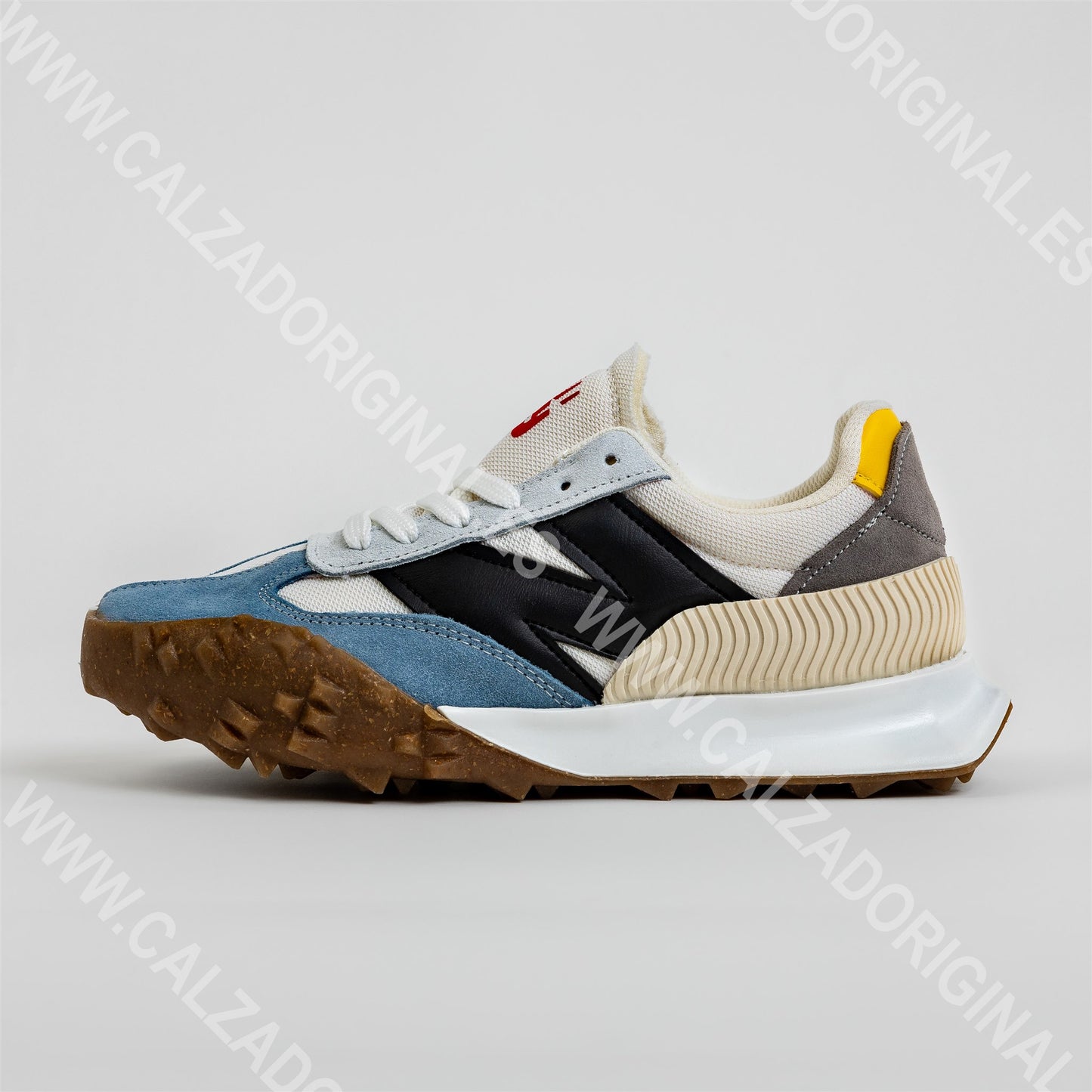 NEW BALANCE XC-72 BLANCO Y AZUL CLARO