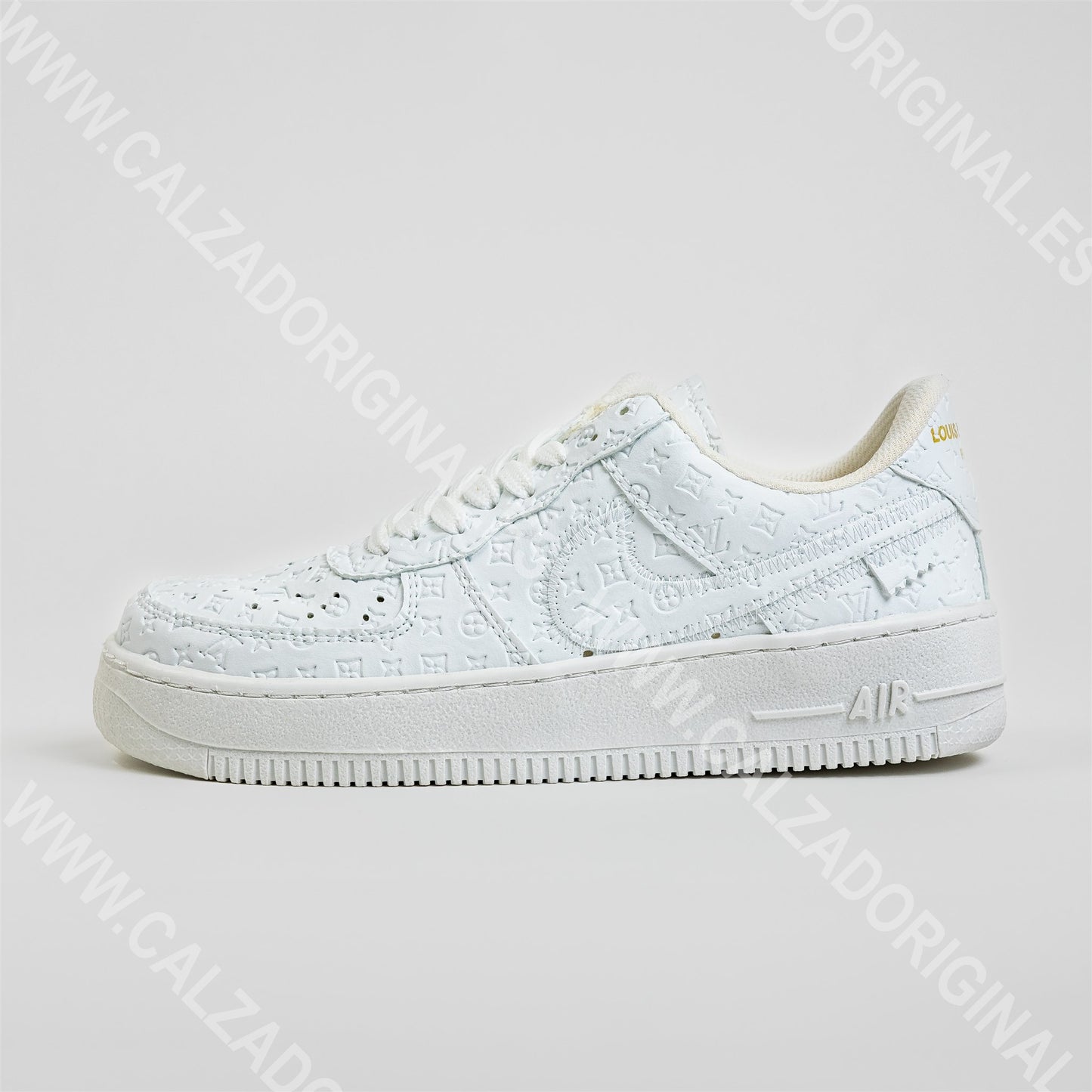 NIKE AIR FORCE BLANCO LV