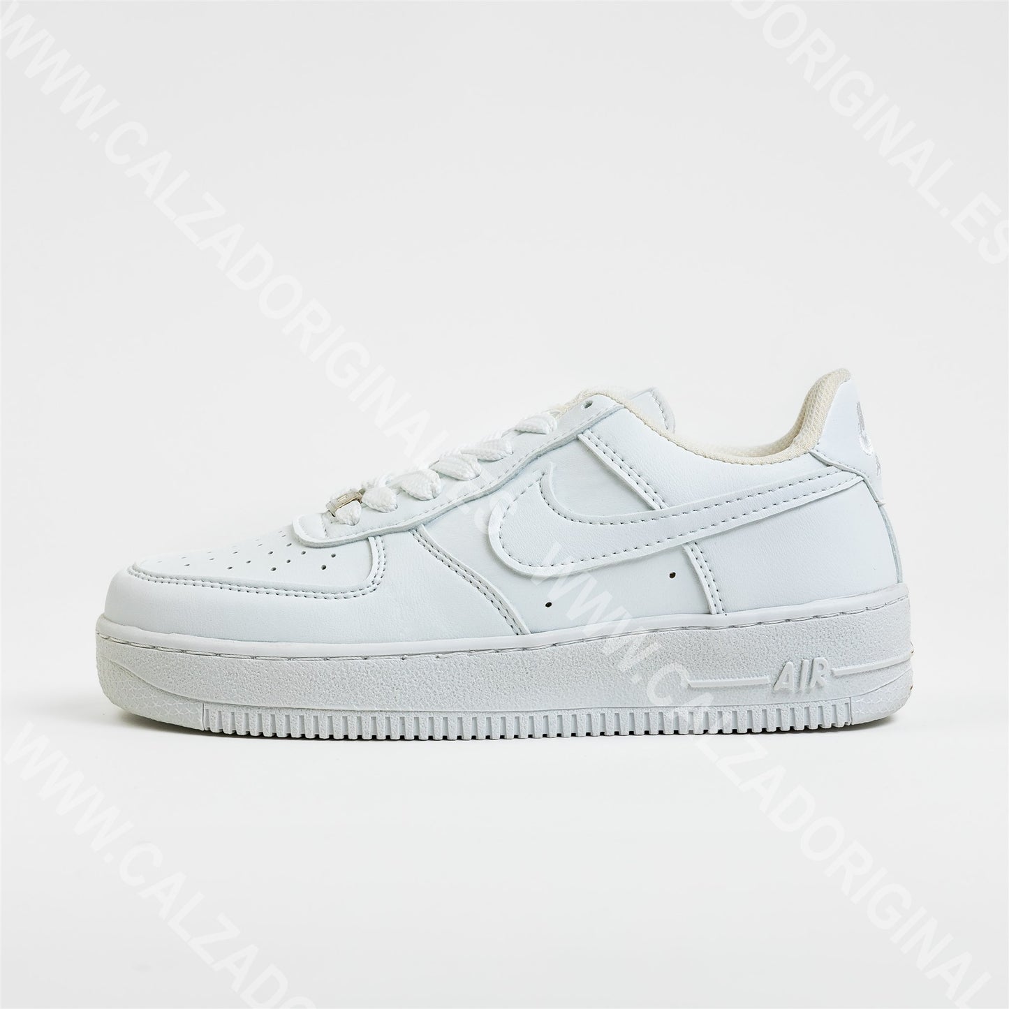 NIKE AIR FORCE BLANCO