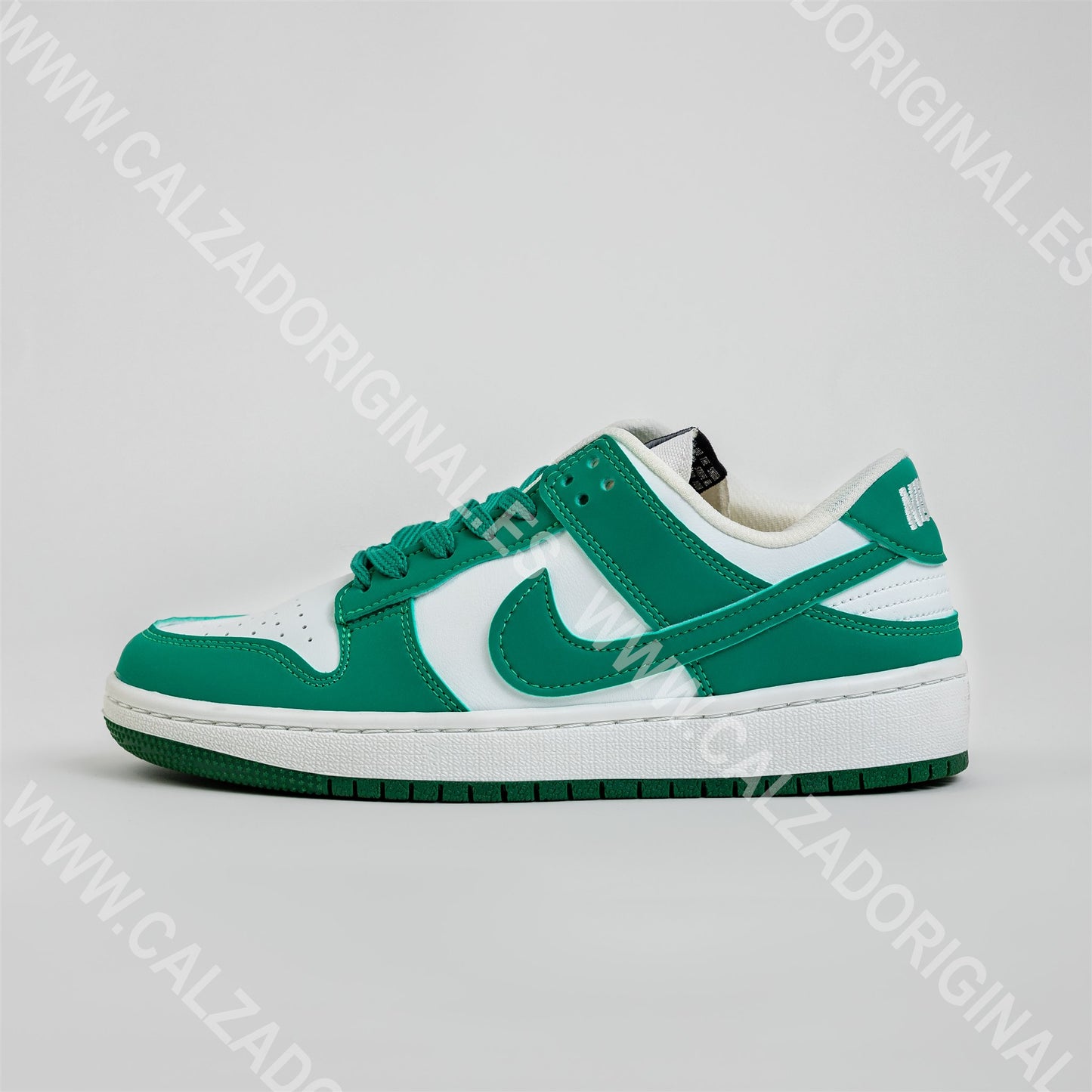 NIKE DUNK VERDE